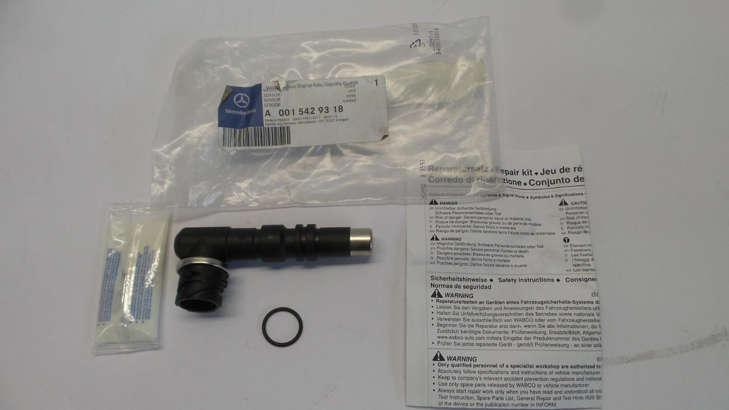 Original MERCEDES-BENZ Actros Axor Kupplungsverstärker Wegsensor A0015429318