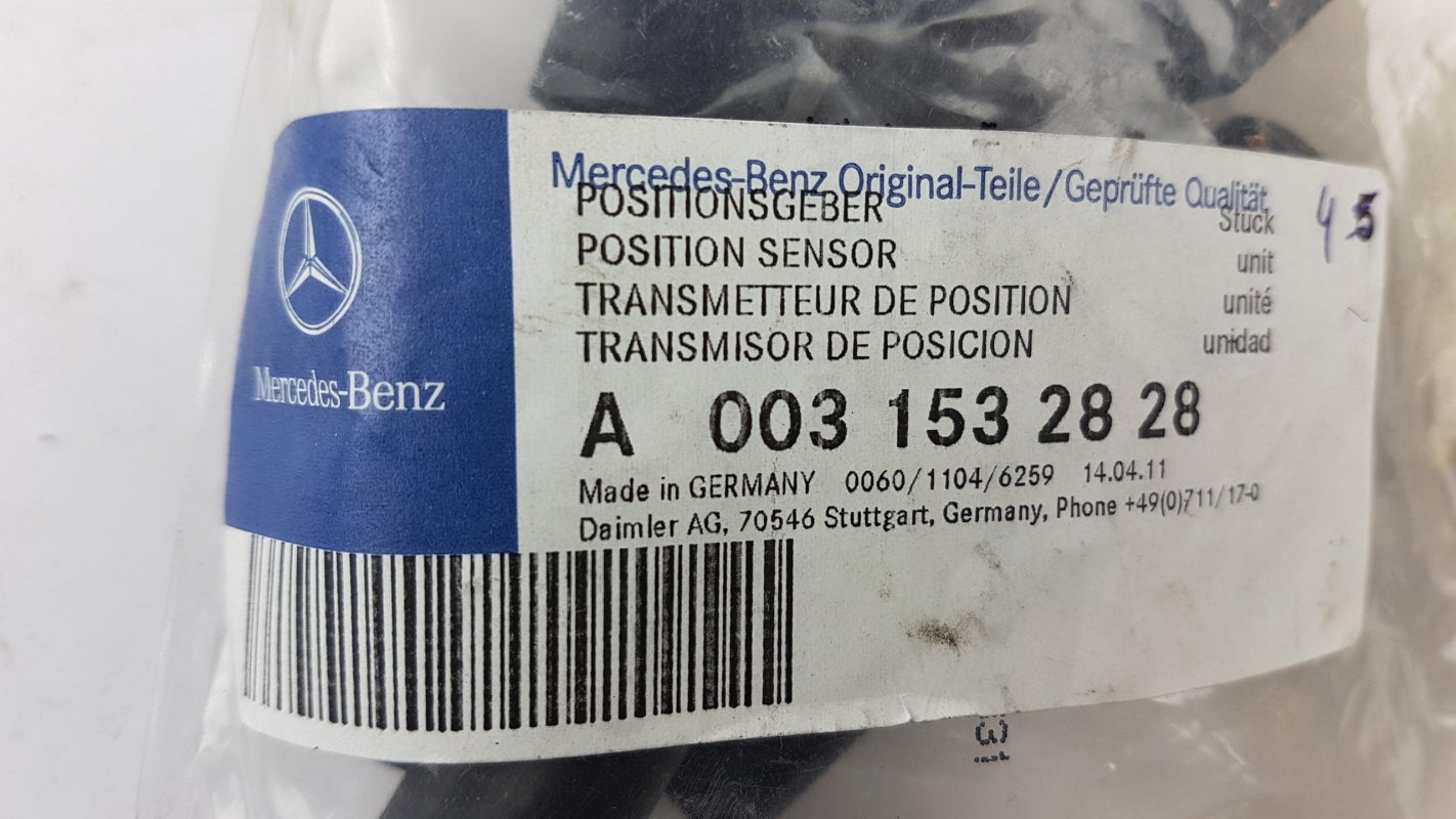 Original OE MERCEDES-BENZ Kurbelwellensensor A0031532828