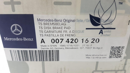 Original MERCEDES-BENZ E-klasse W212 V212 S212 Bremsbeläge vorne A0074201620