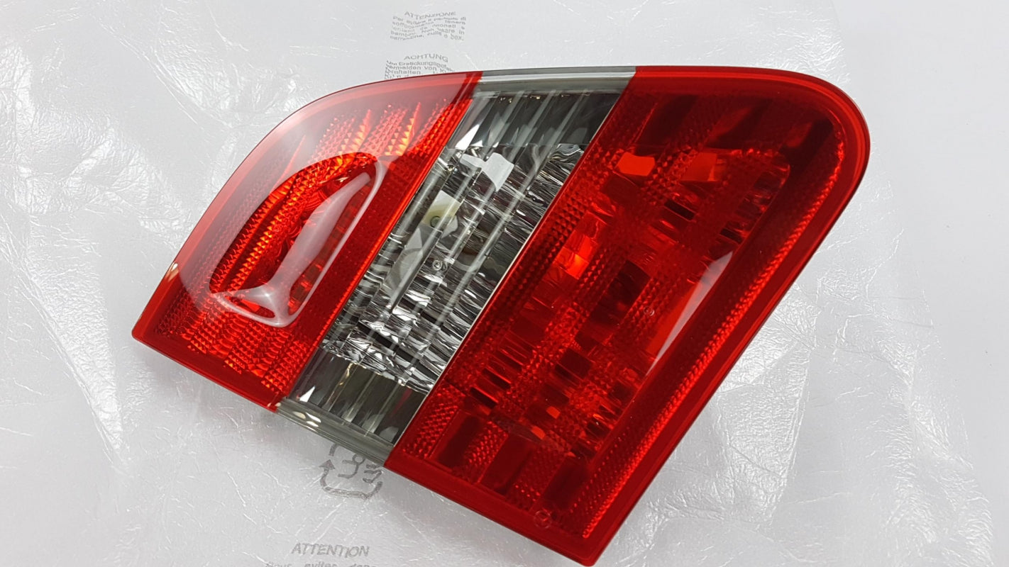Original OE MERCEDES-BENZ rear light A1698201564 