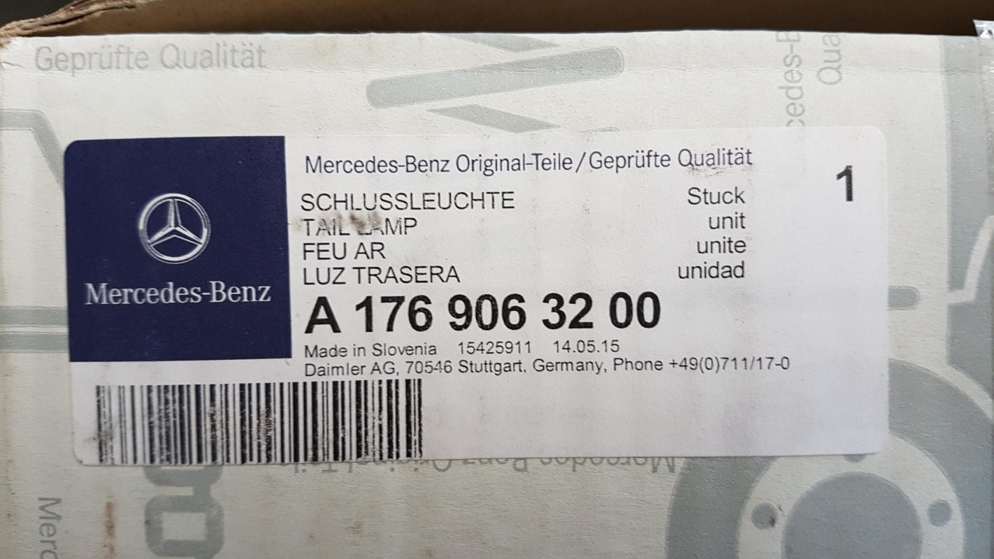 Original MERCEDES-BENZ A-klasse W176 Heckleuchte Rücklicht rechts A1769063200