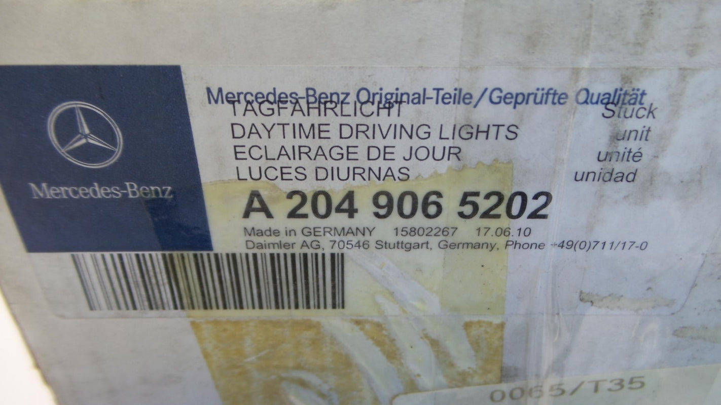 Original MERCEDES-BENZ C-klasse W204 Tagfahrlicht Satz A2049065202