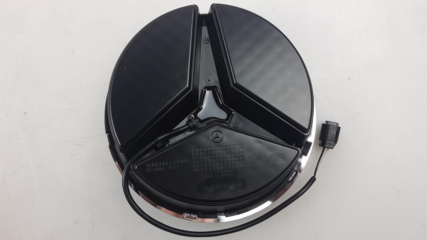 Original MERCEDES-BENZ CLS-Klasse C218 Emblem Stern beleuchtet Vorne A2188174500