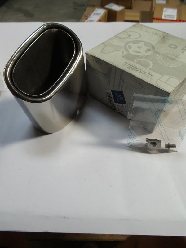 Original MERCEDES-BENZ W169 Auspuffblende mit Befestigungteile 93mm A1694921014