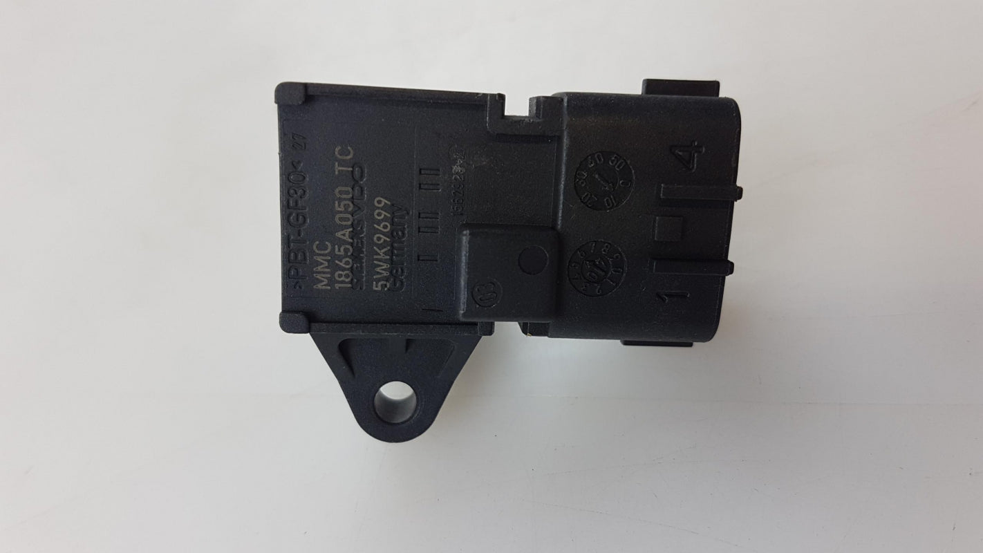 Original OE MERCEDES-BENZ Sensor A4518207010