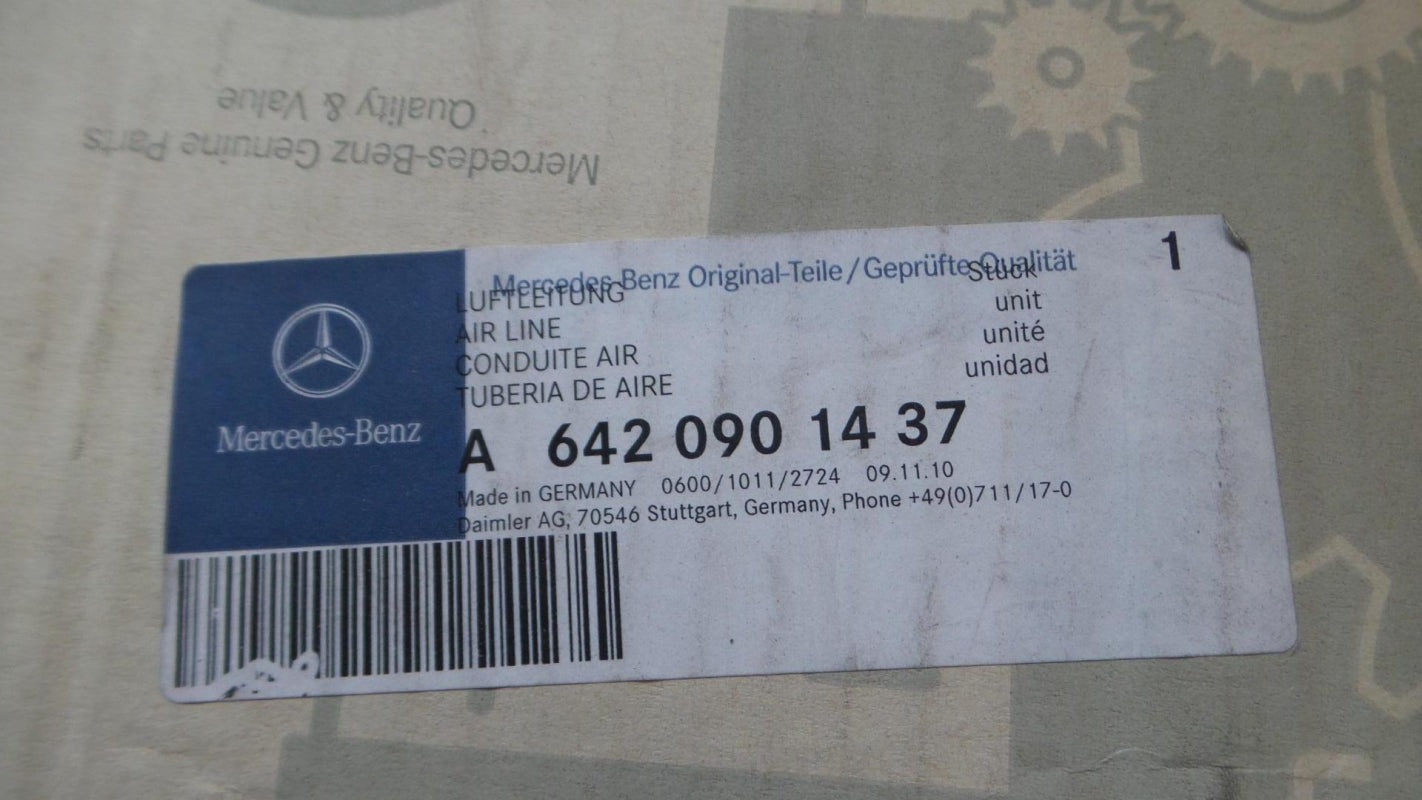 Original MERCEDES-BENZ W906 Sprinter OM642 Ansaugkrümmer A6420901437