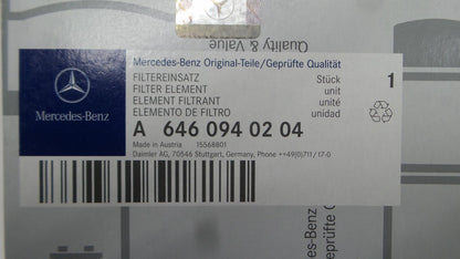 Original MERCEDES-BENZ W204 Dieselmotor Luftfilter Filtereinsatz A6460940204