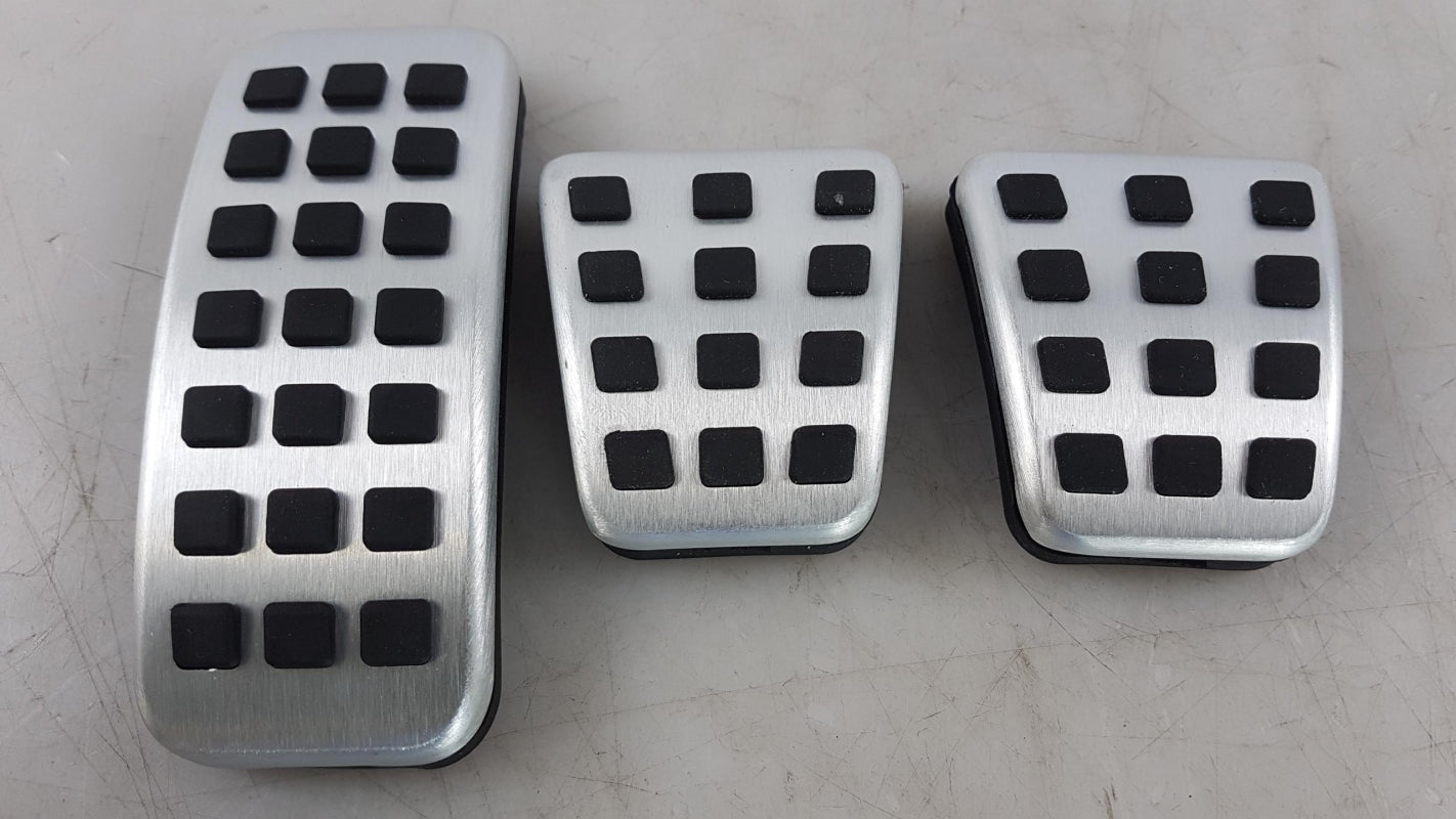Original MITSUBISHI ASX Outlander Sport pedal pads (manual transmission) MZ313904 