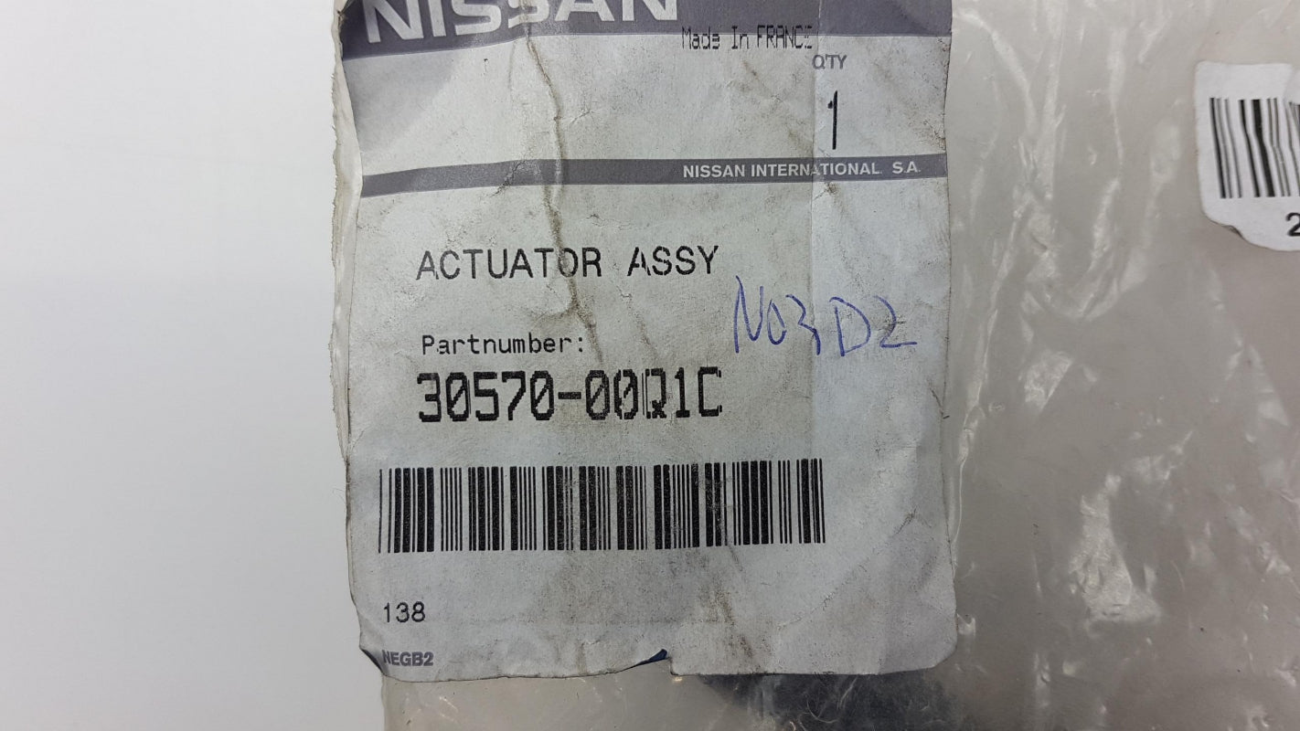 Original NISSAN Interstar Primastar Nehmerzylinder Drucklager 3057000Q1C