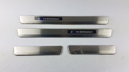 Original NISSAN Leaf Einstigleisten beleuchtet vorne links und rechts G69503NL0A