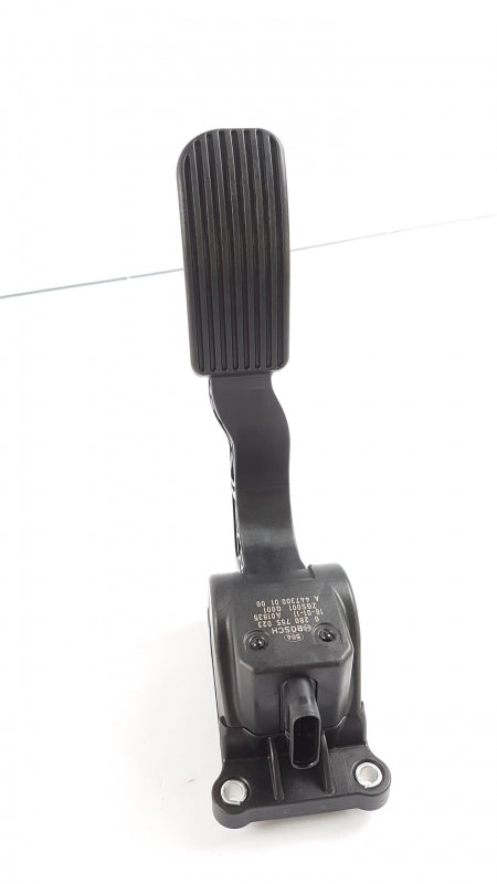 Original OE MERCEDES-BENZ Gaspedal A4473000100