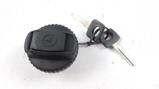 Original OE MERCEDES-BENZ Verriegelung Tankklappe A0004700830