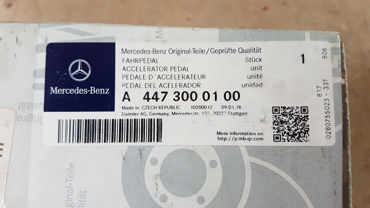 Original OE MERCEDES-BENZ Gaspedal A4473000100
