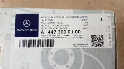 Original OE MERCEDES-BENZ Gaspedal A4473000100