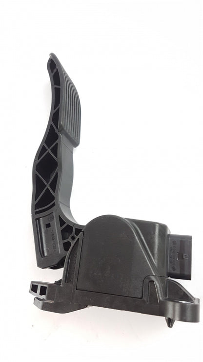 Original OE MERCEDES-BENZ Gaspedal A4473000100