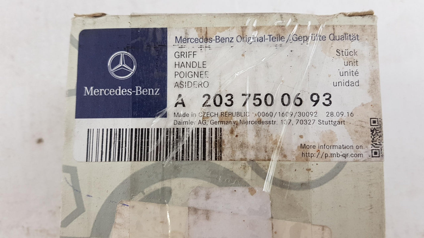Original OE MERCEDES-BENZ Heckklappengriff A2037500693