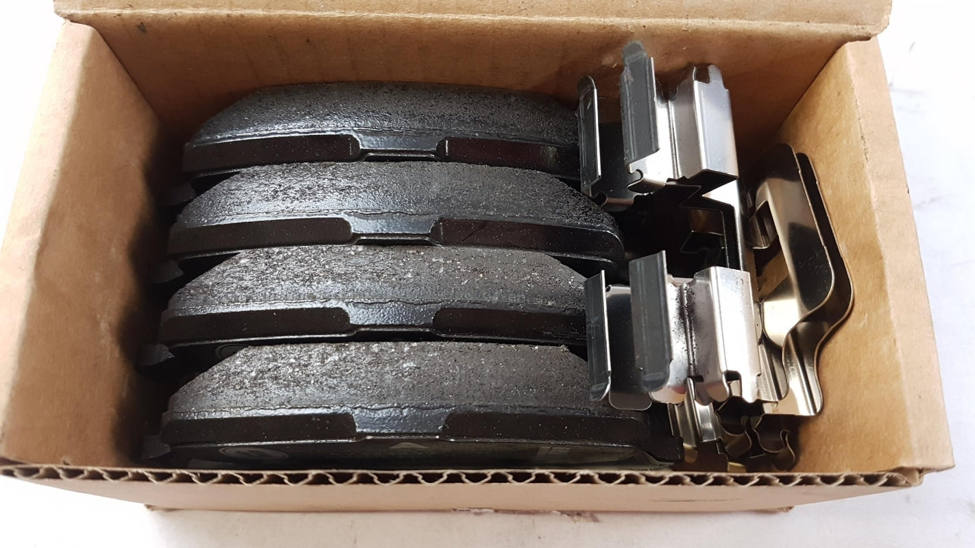 Original OE LAND ROVER Bremsbeläge LR043285