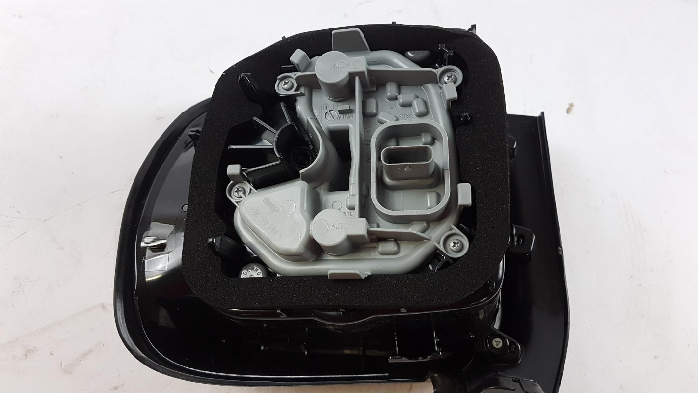 Original OE FIAT Heckleuchte 52109469