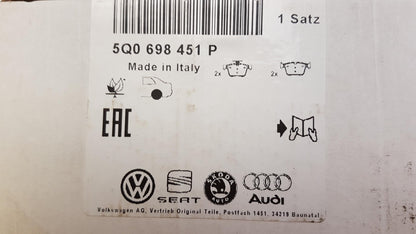 Original AUDI A3 TT '12- Bremsbeläge Bremsklötze hinten 5Q0698451P