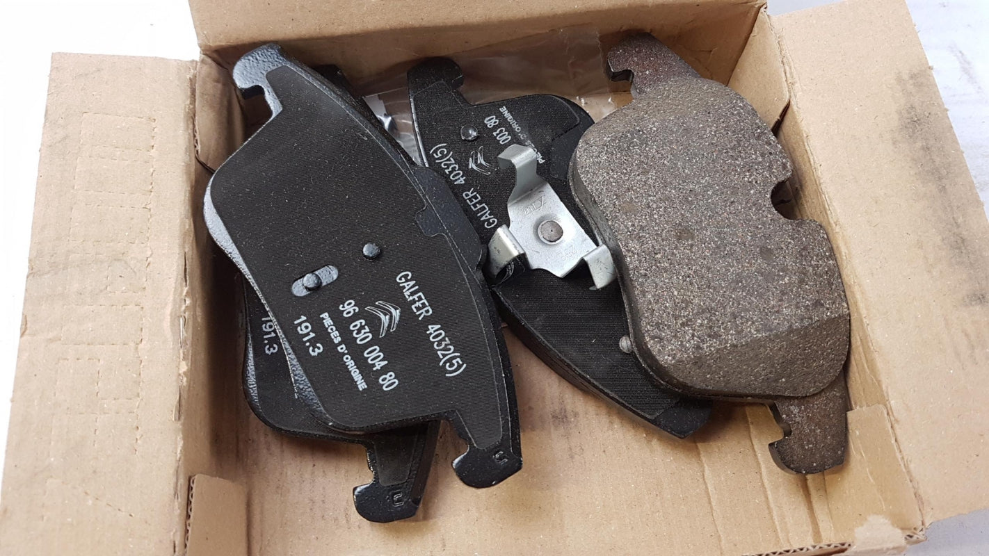 Original OE Peugeot brake pads 1610103880 