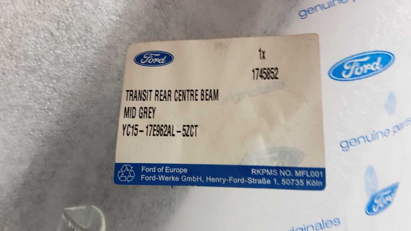 Original OE FORD Stoßfängerabdeckung 1745852
