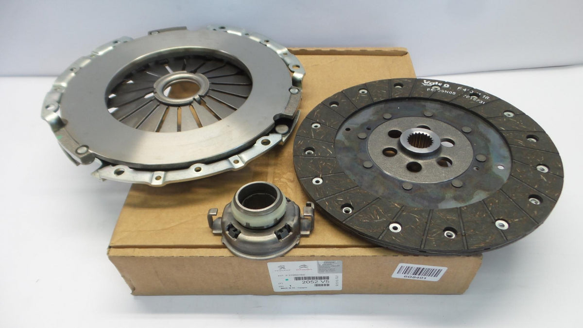 Original PEUGEOT 406 607 807 CITROEN C5 C8 2.2HDi Kupplungssatz 2052V5