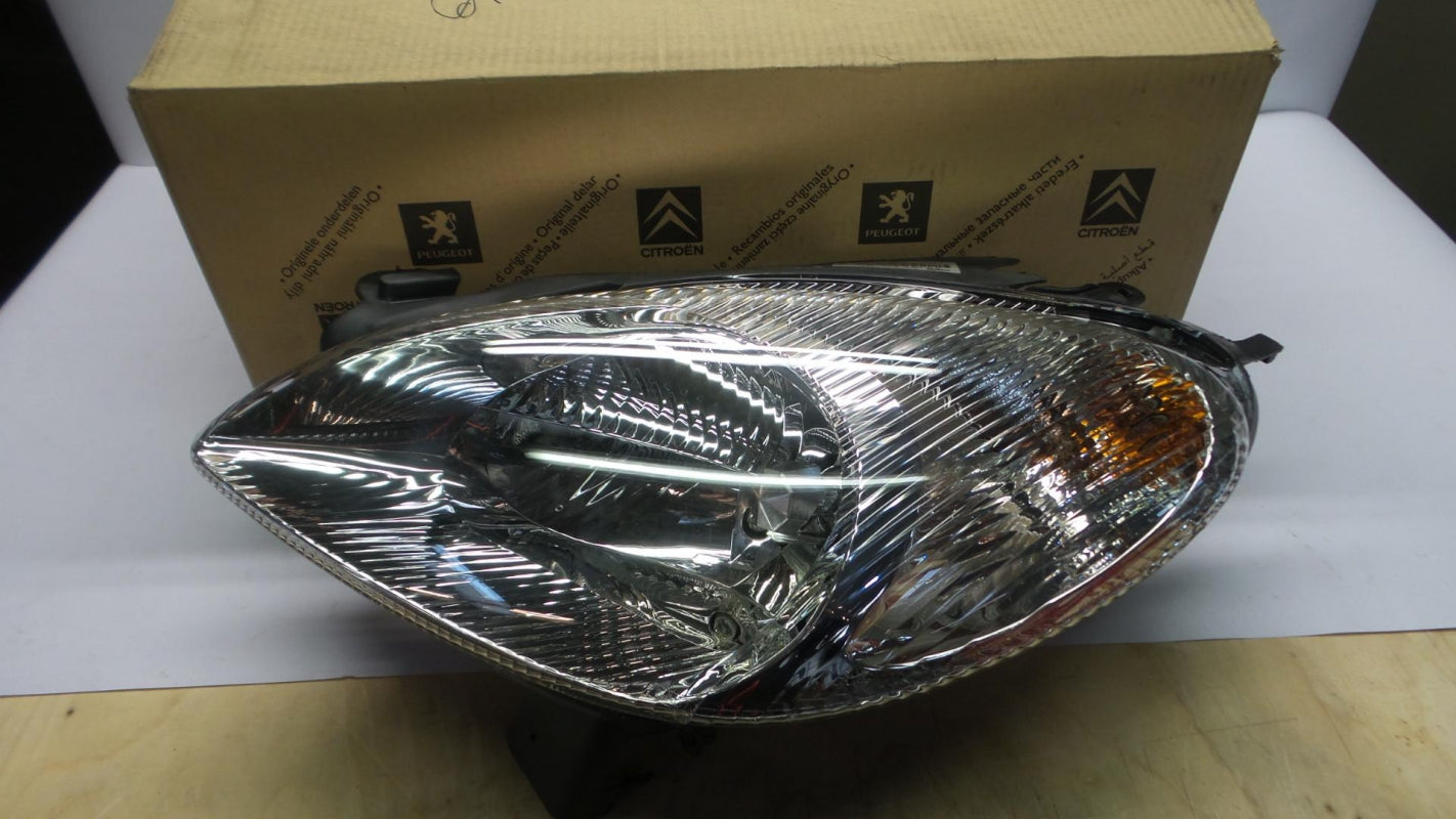 Original CITROEN XSara Picasso main headlight front light left 6204W0 