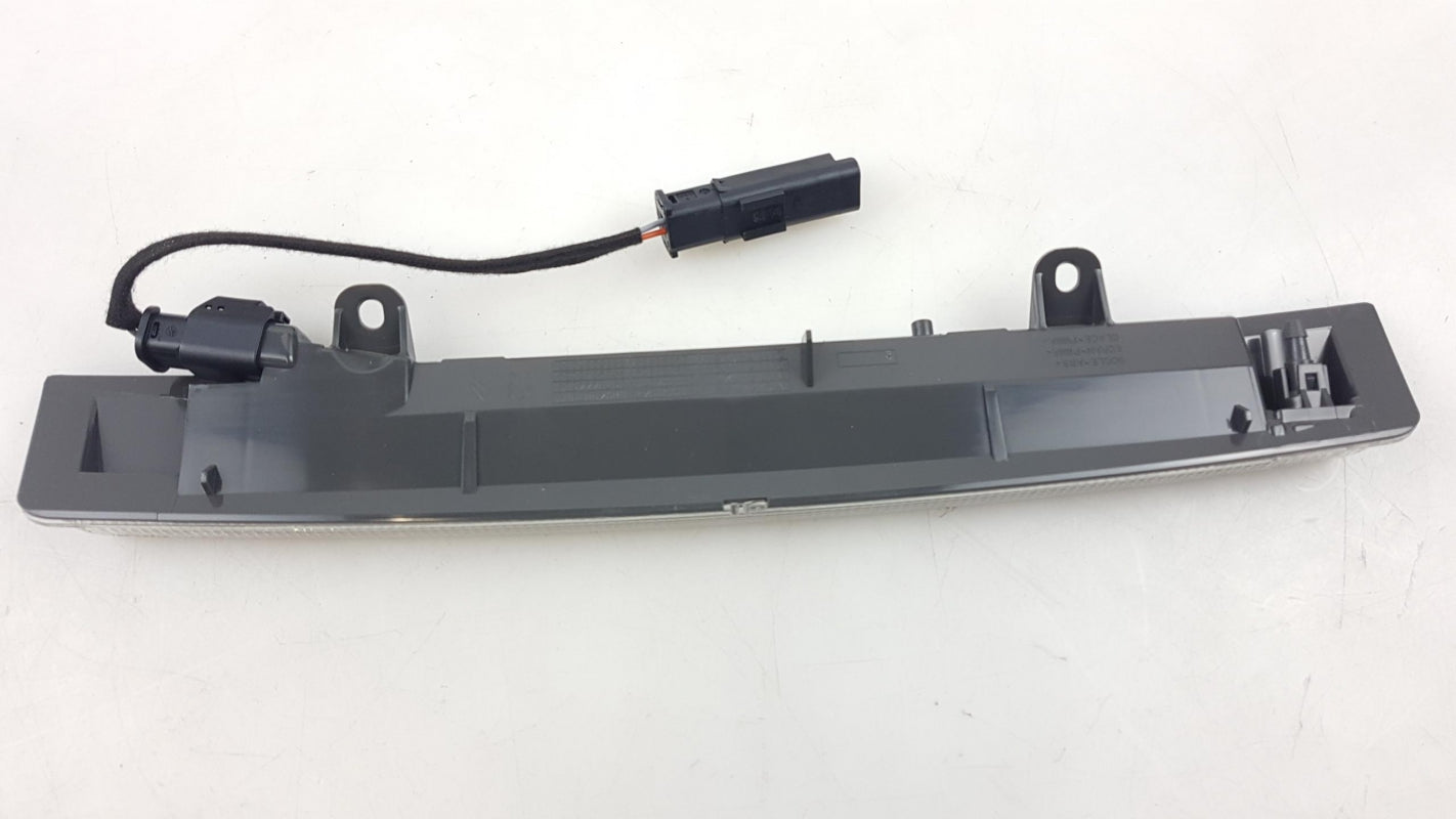 Original PEUGEOT 208 '12-'19 CITROEN C4 '14 > Zusatzbremsleuchte 6351HH