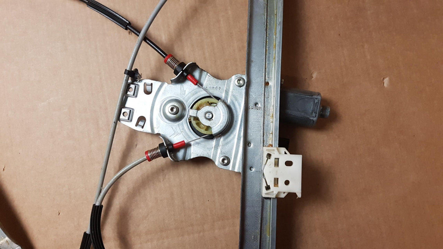 Original OE Peugeot Fensterheber 9675898980