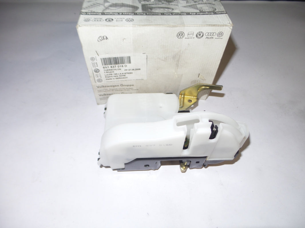 Original VW Polo 95-02 Türschloss vorne rechts 6N1837016D