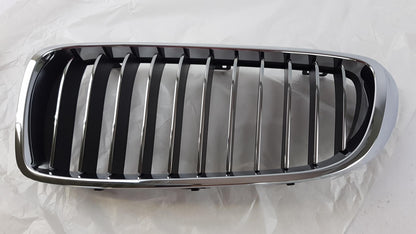Original OE BMW Kühlergittereinsatz 51137294815