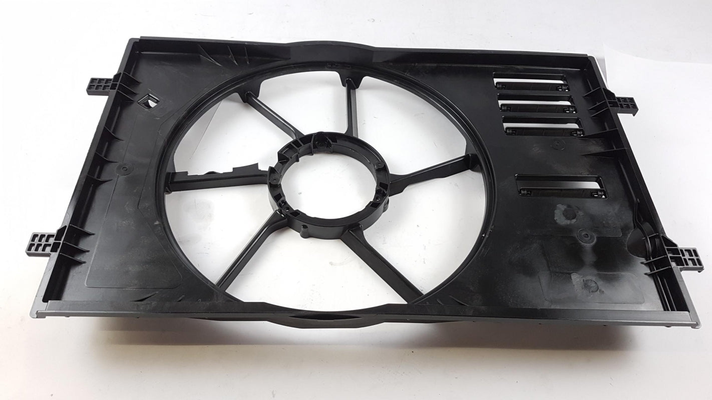 Original OE Volkswagen Lüfterzarge 5Q0121205AP