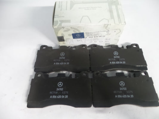 Original MERCEDES-BENZ C197 W212 W218 Bremsbeläge Bremsklötze hinten A0064200820