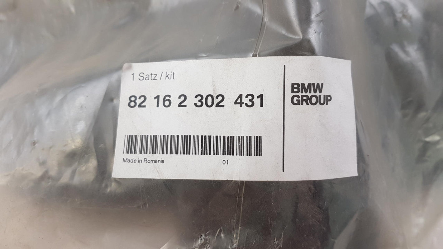 Original OE BMW Schmutzfänger 82162302431