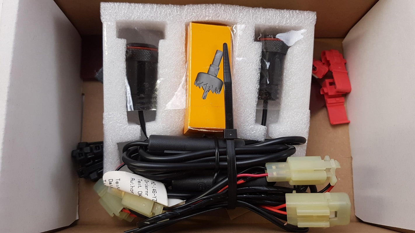 Original MAZDA CX-5 II 2017> Türverkleidungsbeleuchtung mit Mazda-Logo C850V7540