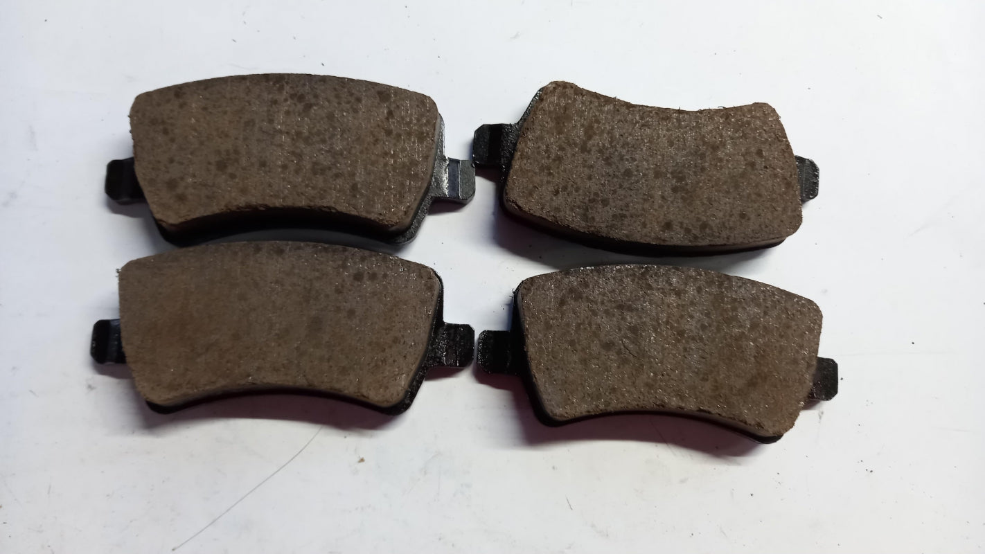 Original VOLVO S60 XC V60 XC XC60 Bremsbeläge Bremsklötze hinten 30671574