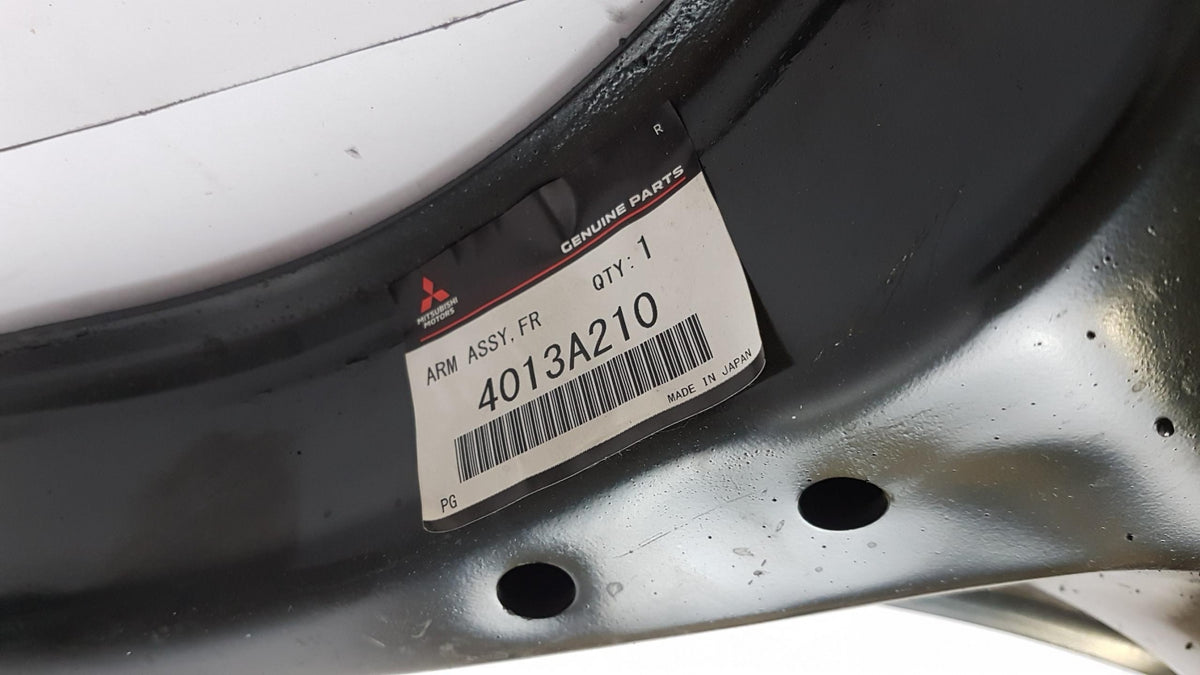 Original OE MITSUBISHI Querlenker 4013A210