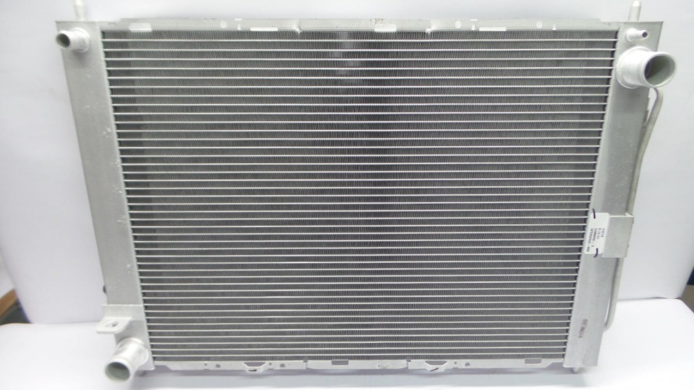 Original RENAULT Clio III Modus 1.5 / 1.6 Benzinmotor Wasserkühler 8200688387