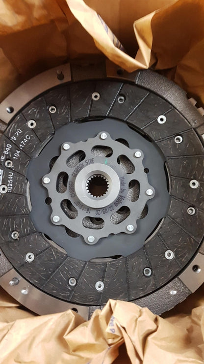 VALEO Kupplungssatz Mit Schwungrad 837432