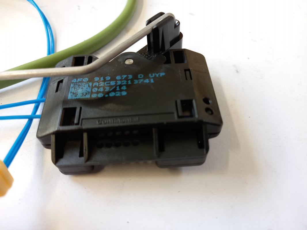 Original OE BMW Kraftstoffvorrat Sensor 16117159162