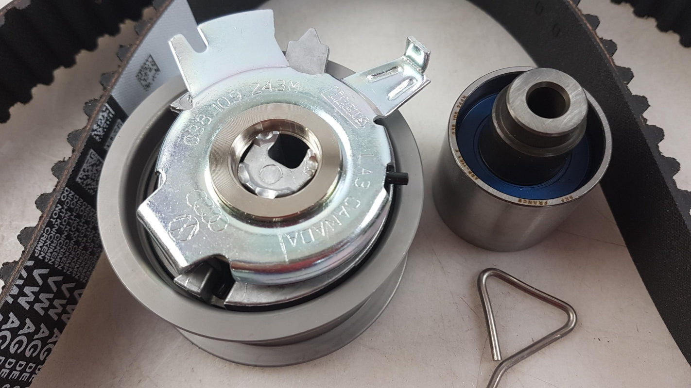 Original VW Golf Passat AUDI A2 A4 A6 Zahnriemensatz mit Spannrolle 038198119A