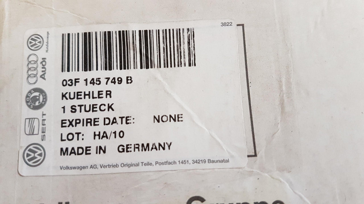 Original OE Volkswagen Ladeluftkühler 03F145749B