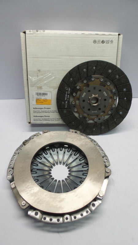 Original AUDI A3 VW Golf Passat SEAT Leon 2.0TDi Kupplungssatz 240mm 03G141015LX
