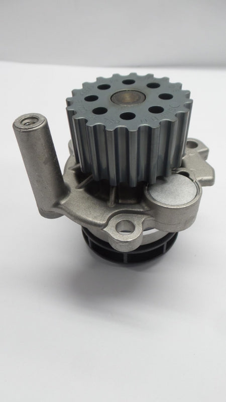Original VW Jetta Polo Passat AUDI A3 SEAT Altea Diesel Wasserpumpe 03L121011P