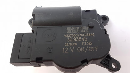 Original OE MERCEDES-BENZ Elektromotor A0008206008