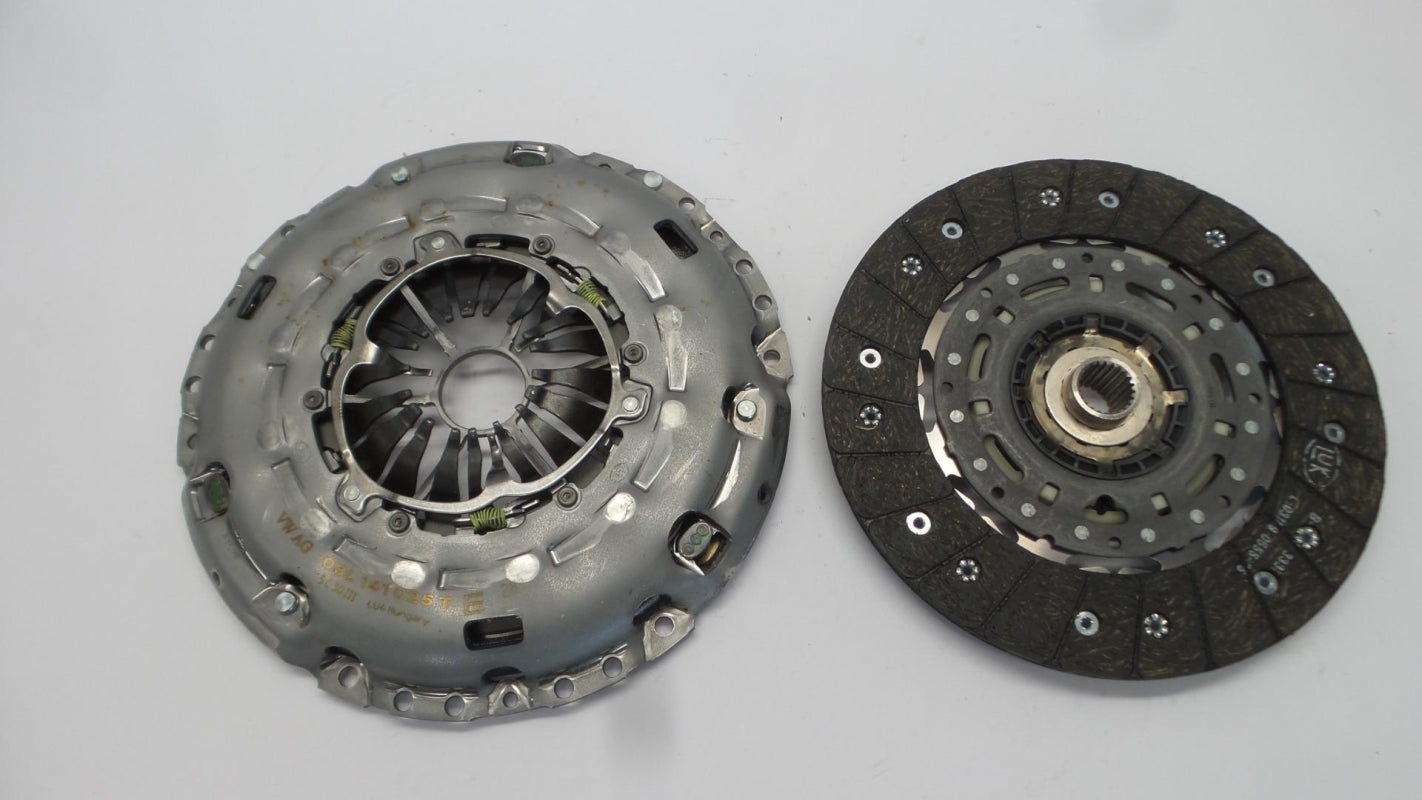 Original AUDI A3 Q3 VW Eos Passat Tiguan Touran 2.0TDI Kupplungssatz 03L141016NX
