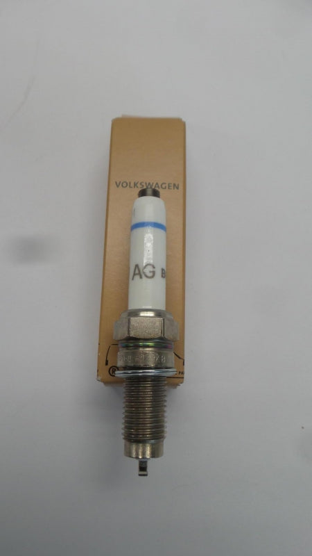 Original OE Volkswagen Zündkerze 04C905616D