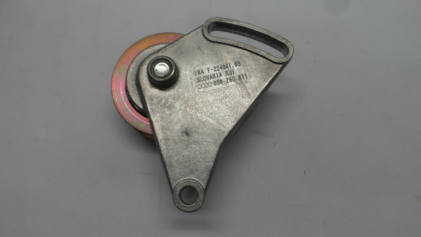 Original AUDI A4 A6 VW Passat SKODA Superb Halter mit Spannrolle 058260511