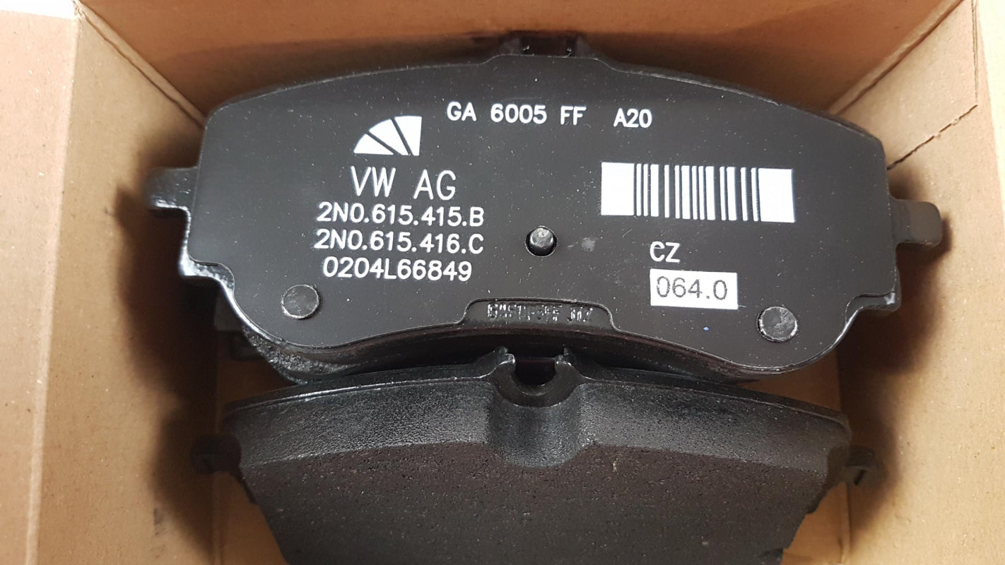 Original VW Amarok Crafter 2017- Bremsbeläge Satz Hinten 2H6698451A