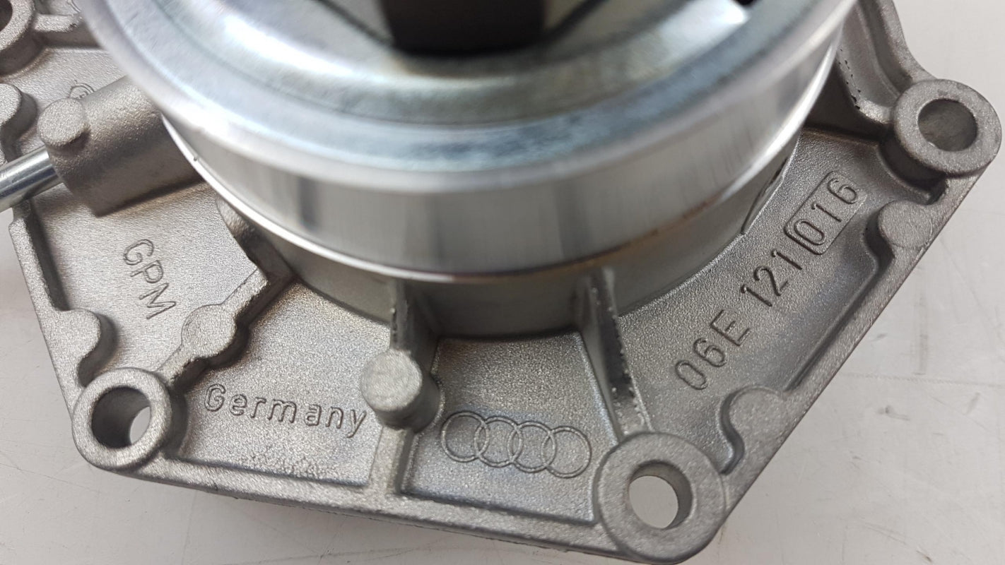 Original AUDI A6 A7 4G A8 4H 2.8 FSI Wasserpumpe 06E121016D
